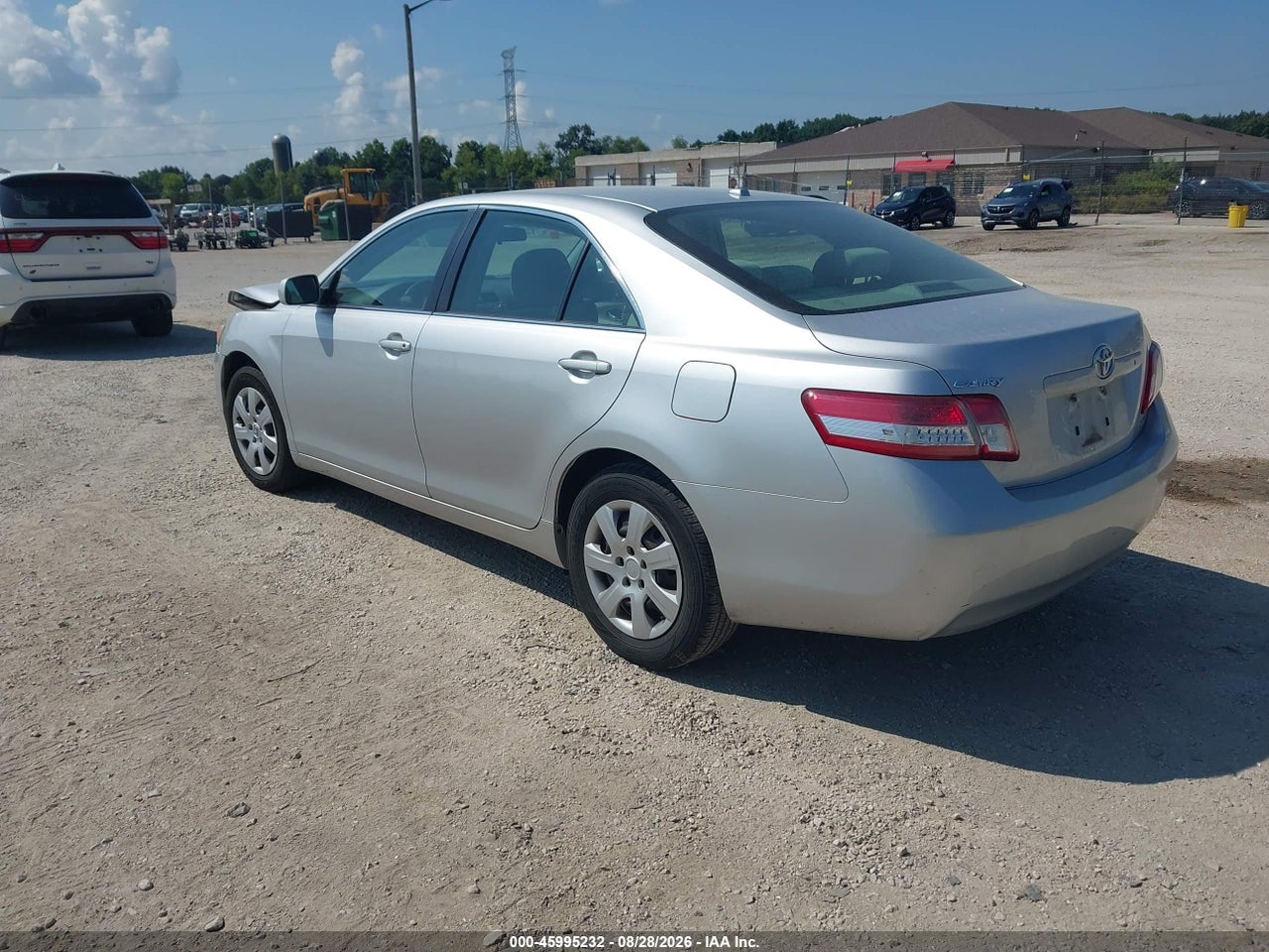 2011 TOYOTA CAMRY LE · 3/11