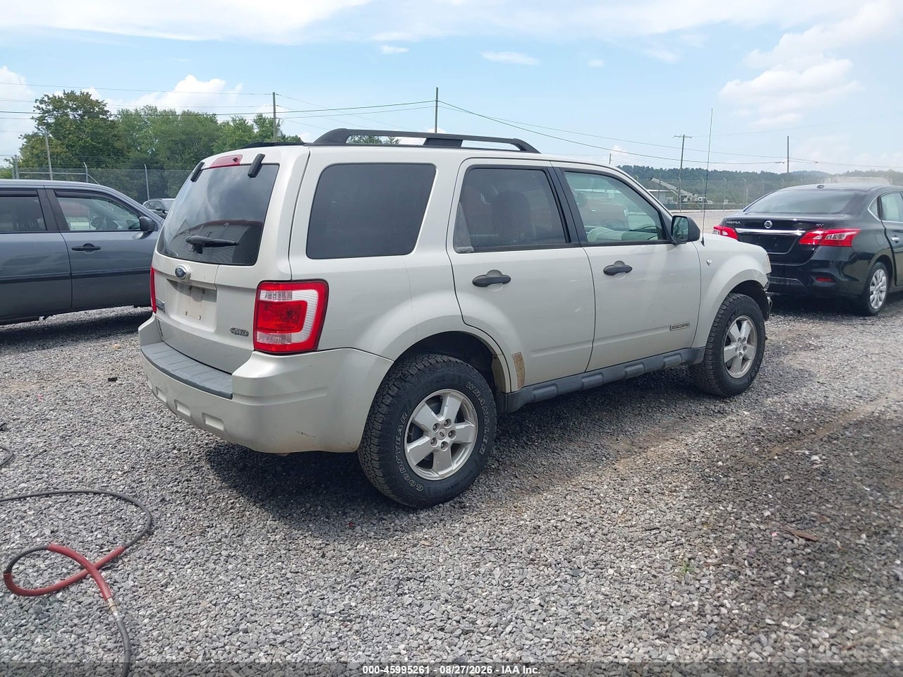 2008 FORD ESCAPE XLT · 4/11
