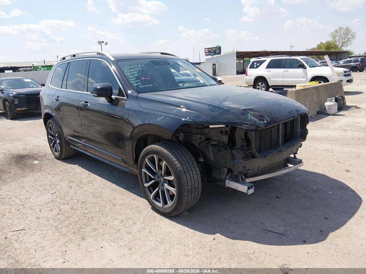 2019 VOLVO XC90 T5 MOMENTUM