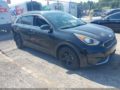 2017 KIA NIRO LX