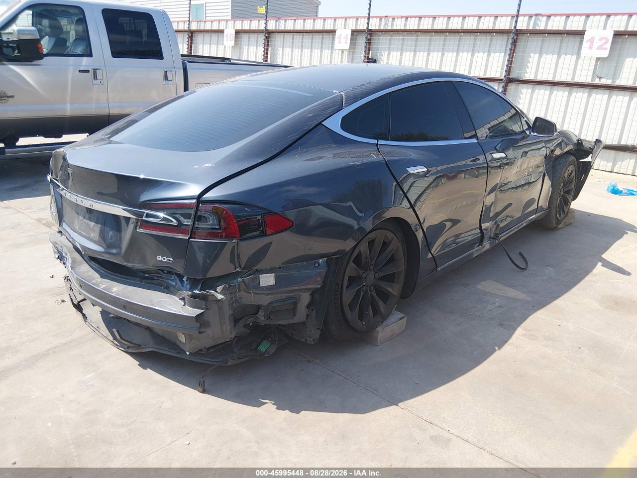 2016 TESLA MODEL S 60D/70D/75D/85D/90D · 4/10