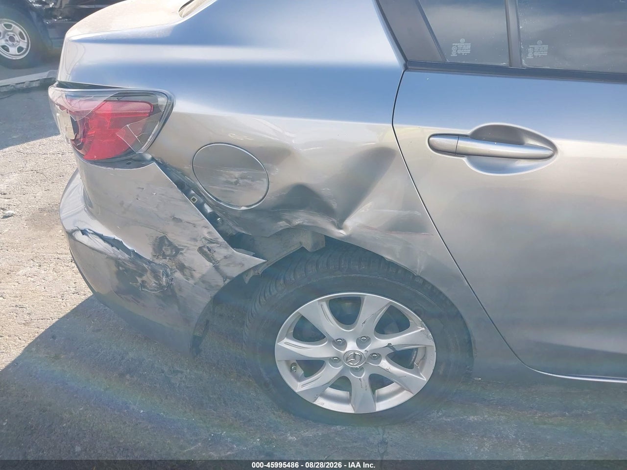 2010 MAZDA MAZDA3 I TOURING · 6/11