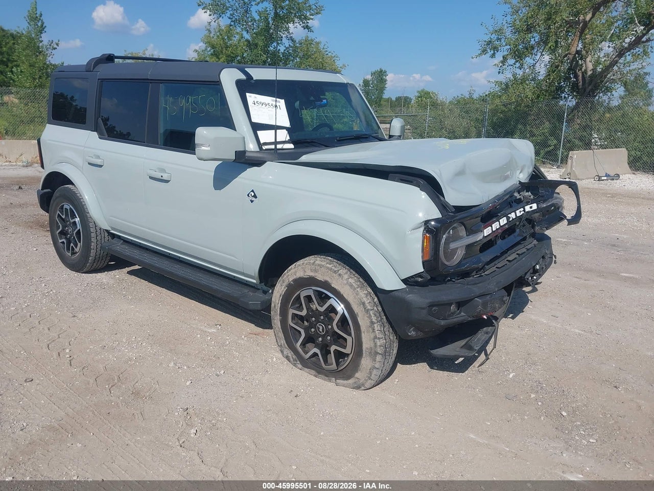 2022 FORD BRONCO OUTER BANKS