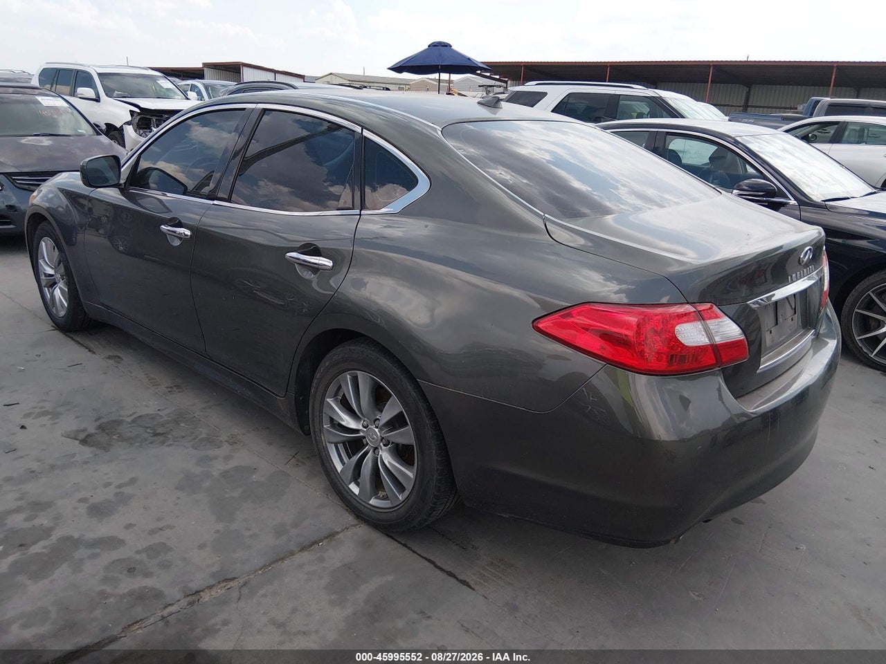 2012 INFINITI M37 · 3/11