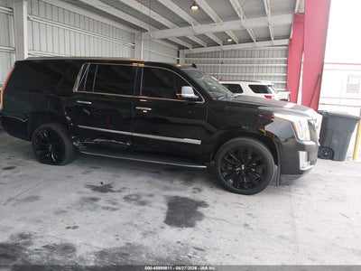 2016 CADILLAC ESCALADE ESV LUXURY COLLECTION
