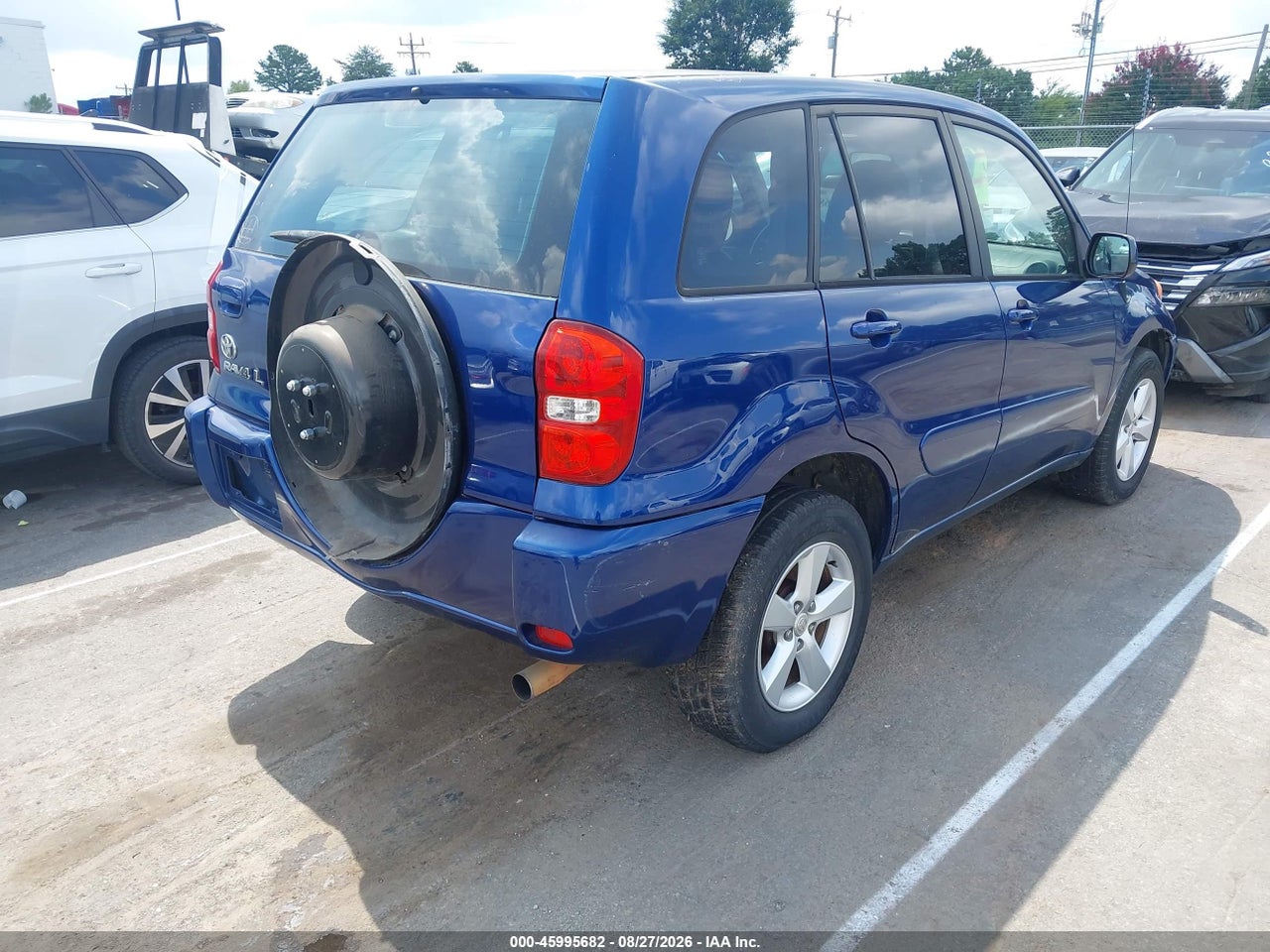 2004 TOYOTA RAV4 · 4/11