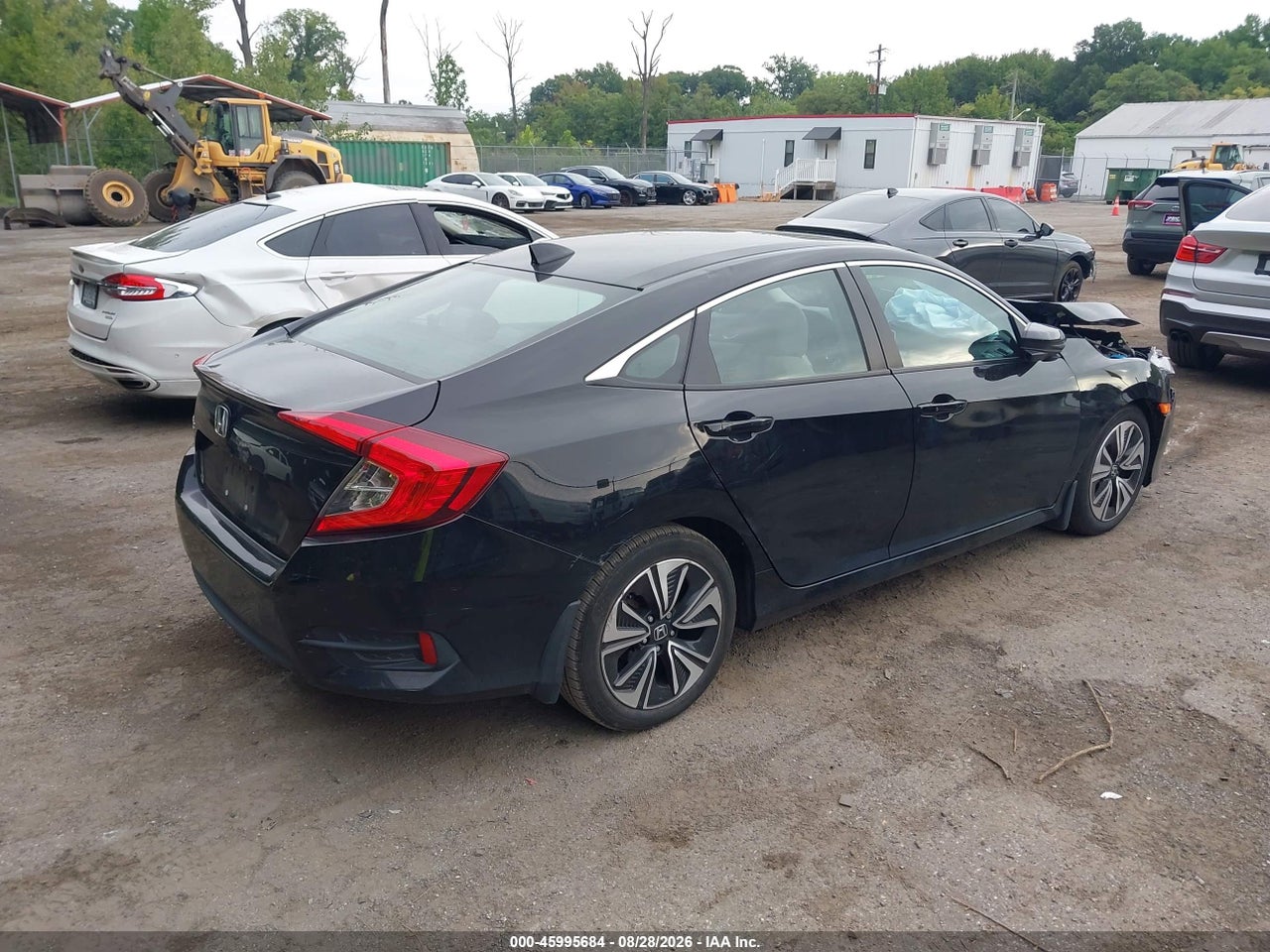 2017 HONDA CIVIC EX-T · 4/11