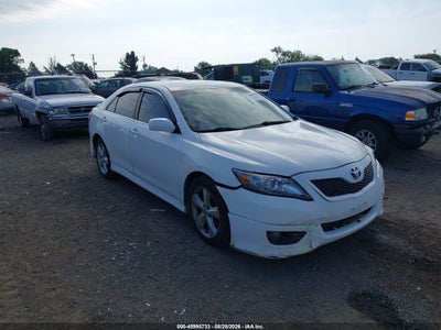 4T1BF3EK9BU****** · 2011 TOYOTA CAMRY SE
