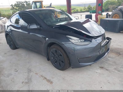 7SAYGAEE0PF****** · 2023 TESLA MODEL Y AWD/LONG RANGE DUAL MOTOR ALL-WHEEL DRIVE
