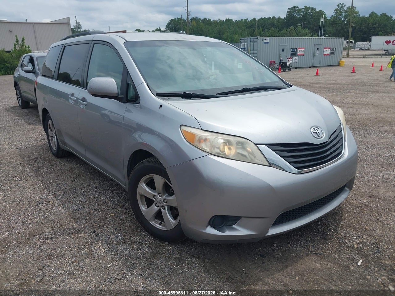 2012 TOYOTA SIENNA LE V6 8 PASSENGER