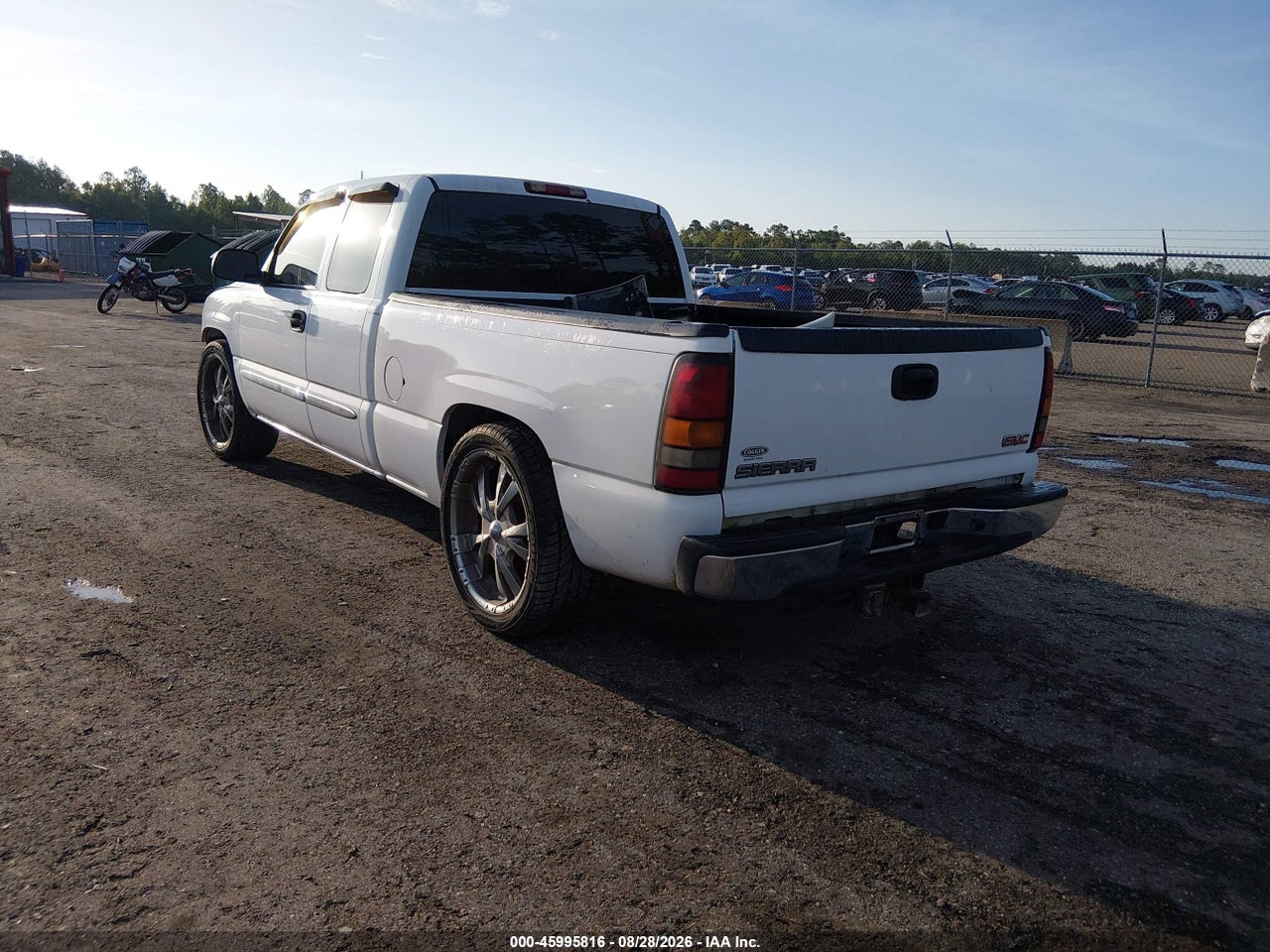 2005 GMC SIERRA 1500 SLT · 3/11
