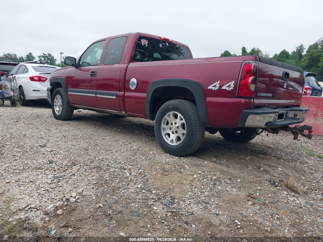2004 CHEVROLET SILVERADO 1500 LS · 3/11