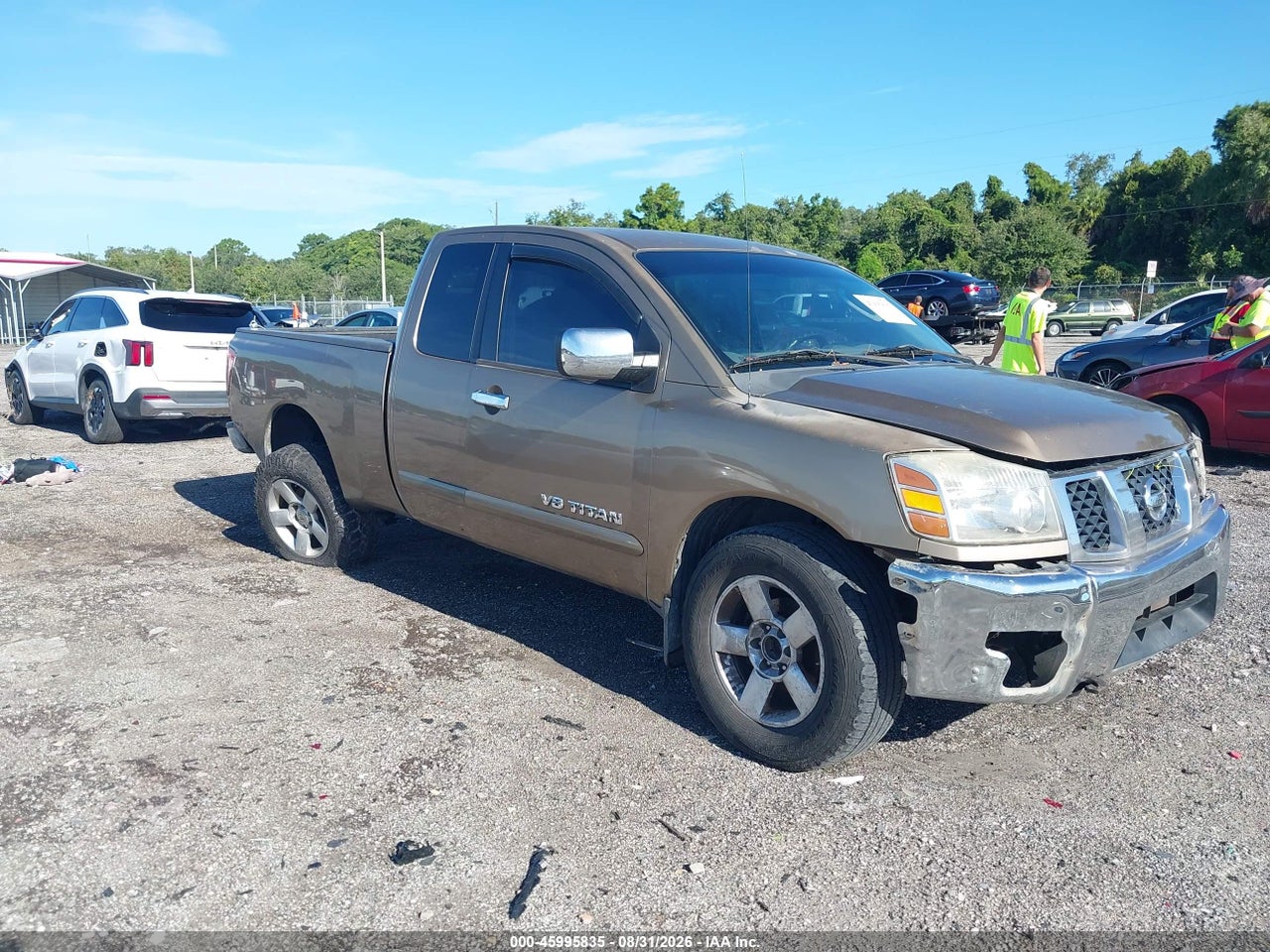2005 NISSAN TITAN SE