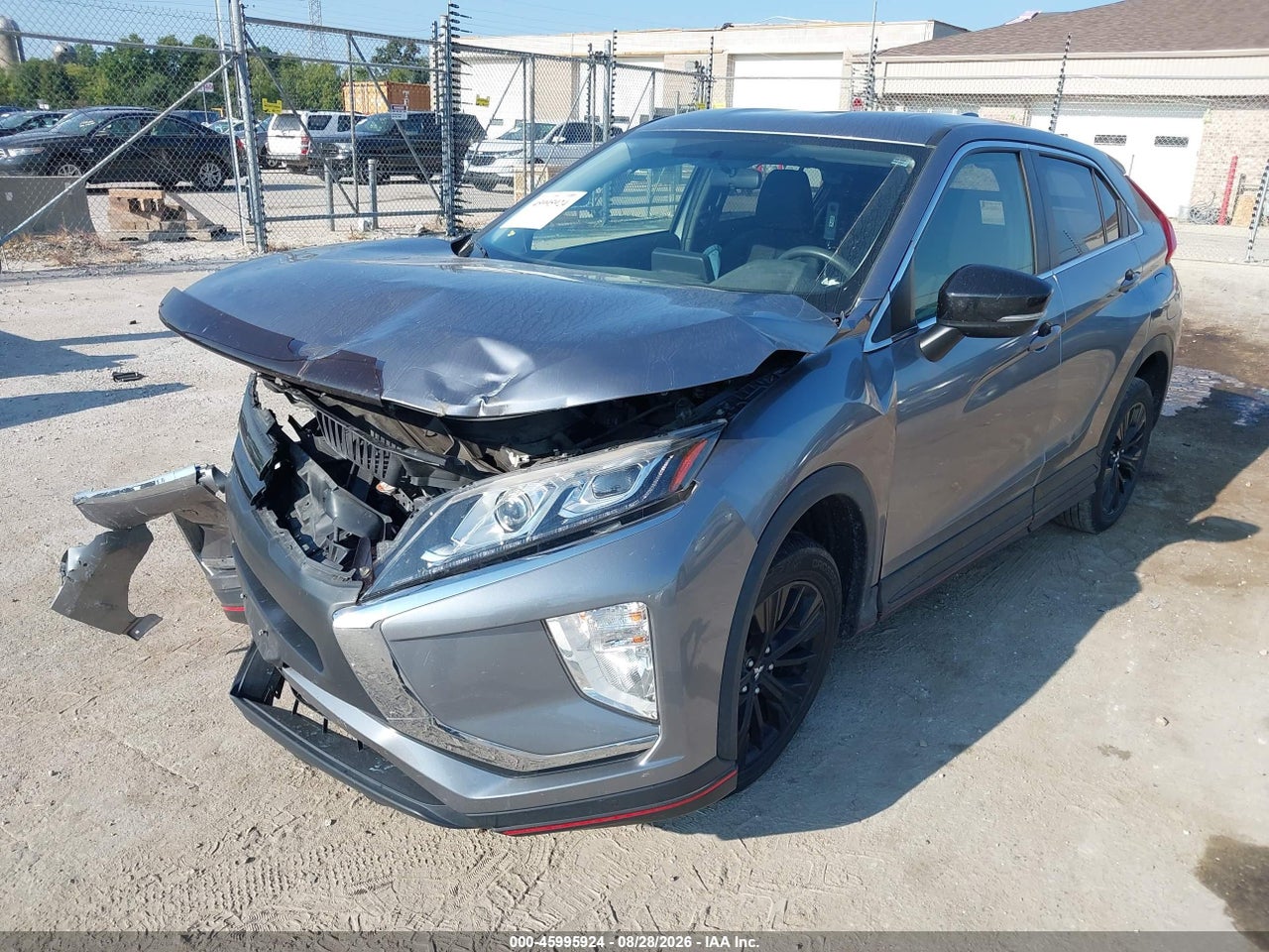 2018 MITSUBISHI ECLIPSE CROSS LE · 2/11