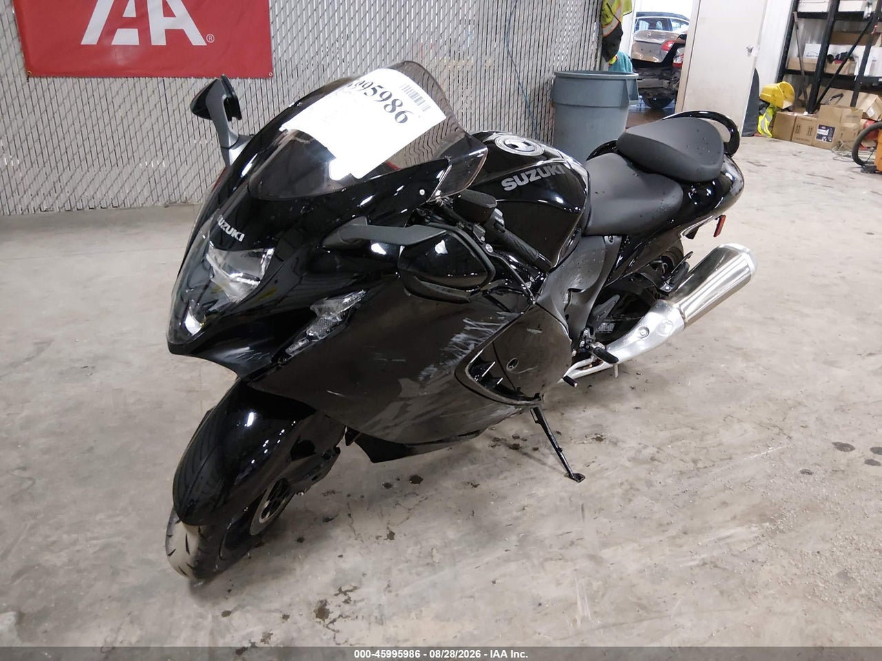 2025 SUZUKI GSX1300 RR · 2/11