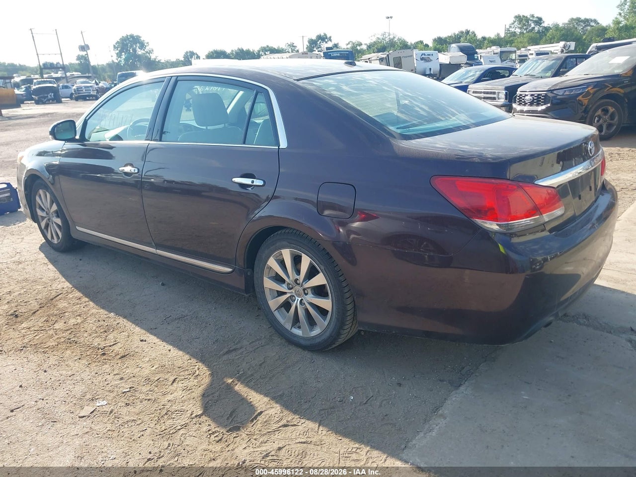 2012 TOYOTA AVALON LIMITED · 3/11