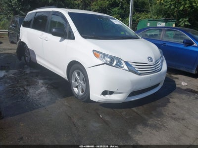 2015 TOYOTA SIENNA LE 8 PASSENGER