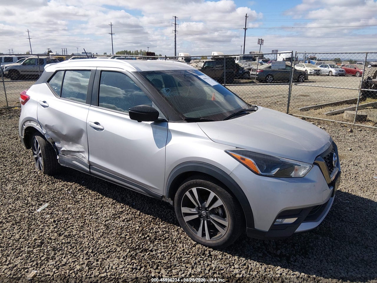 2020 NISSAN KICKS SR XTRONIC CVT