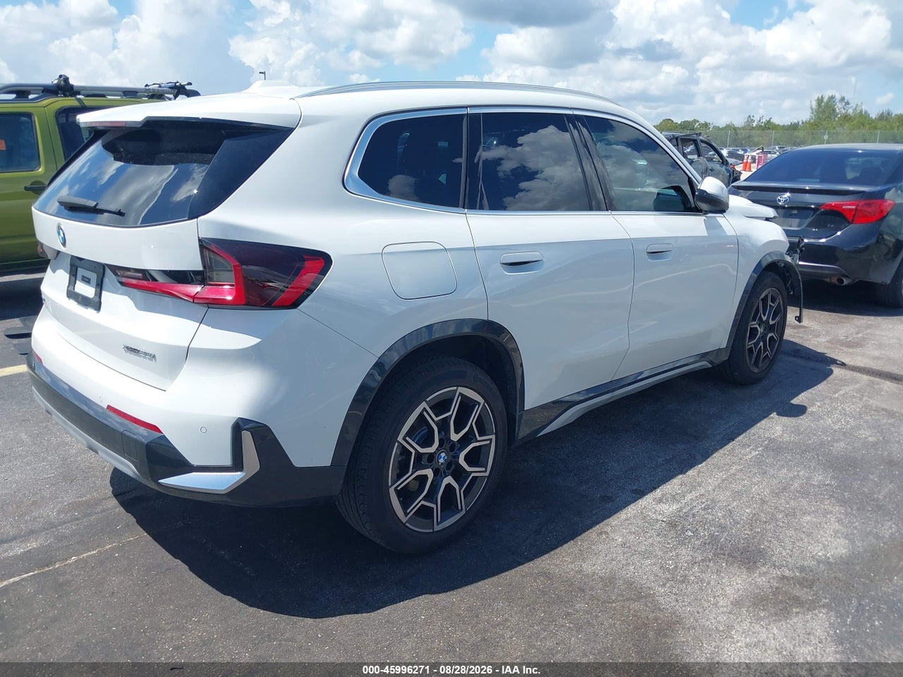 2026 BMW X1 XDRIVE28I · 4/11