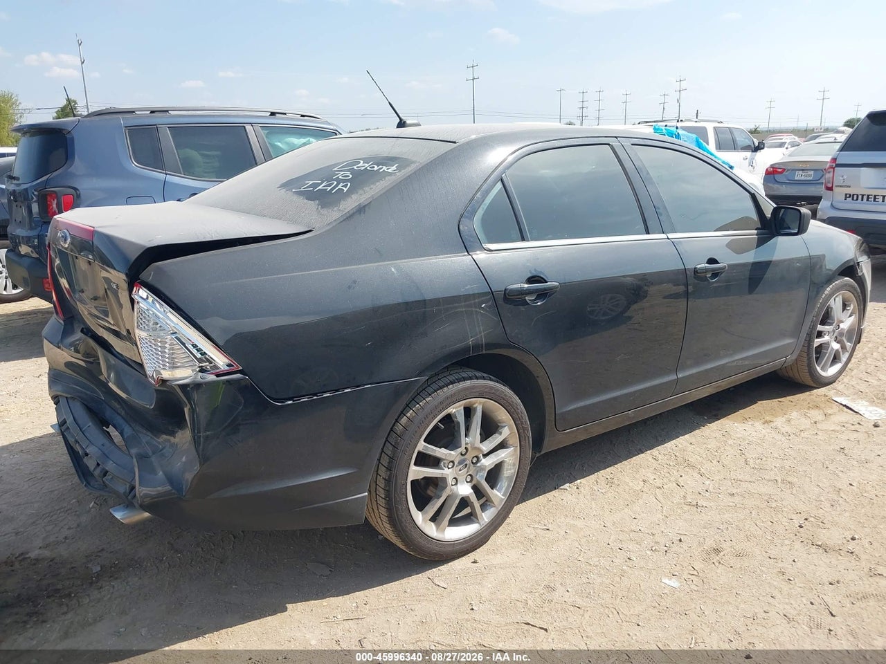 2010 FORD FUSION SE · 4/11