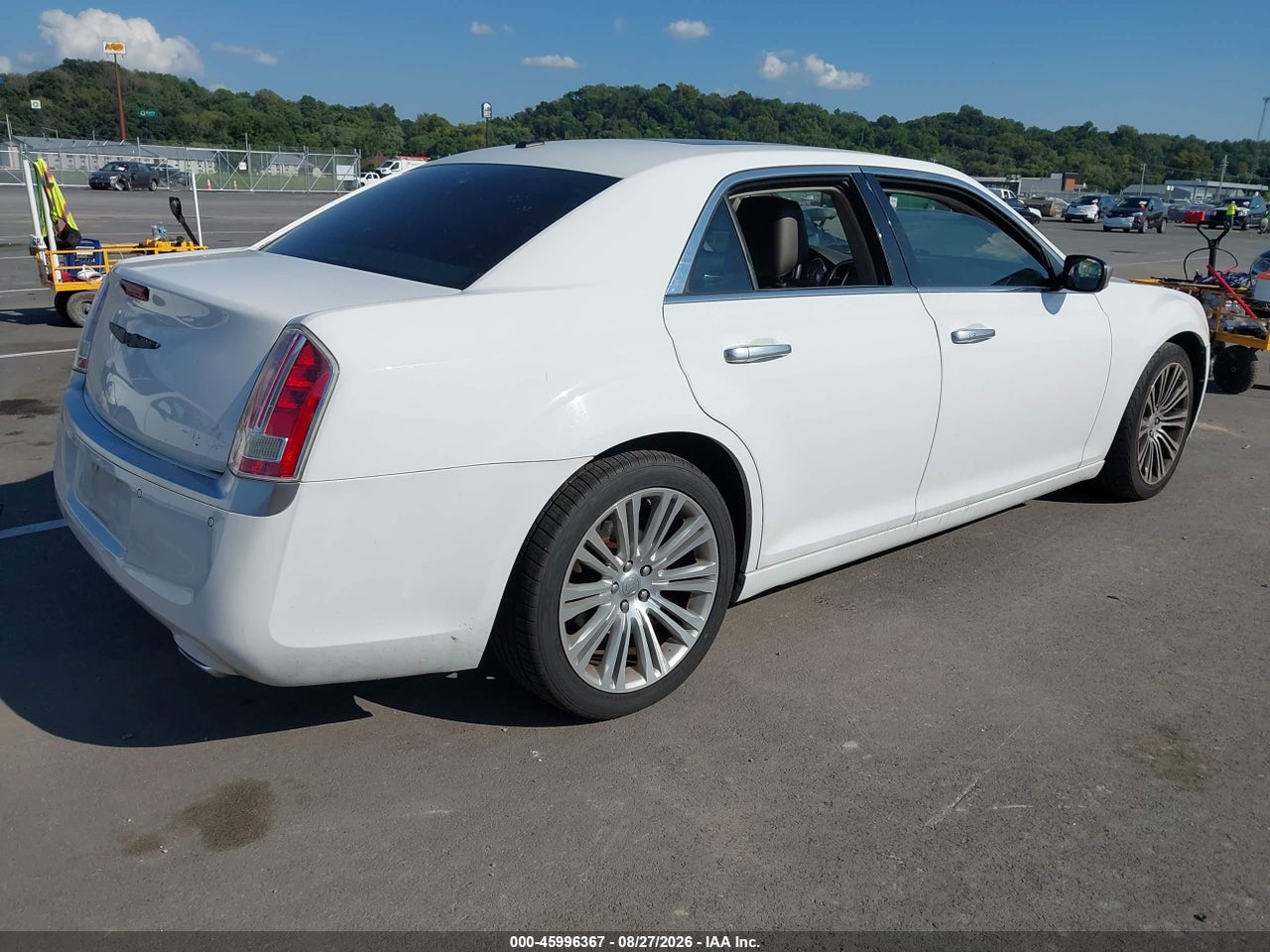 2013 CHRYSLER 300C LUXURY SERIES · 4/10