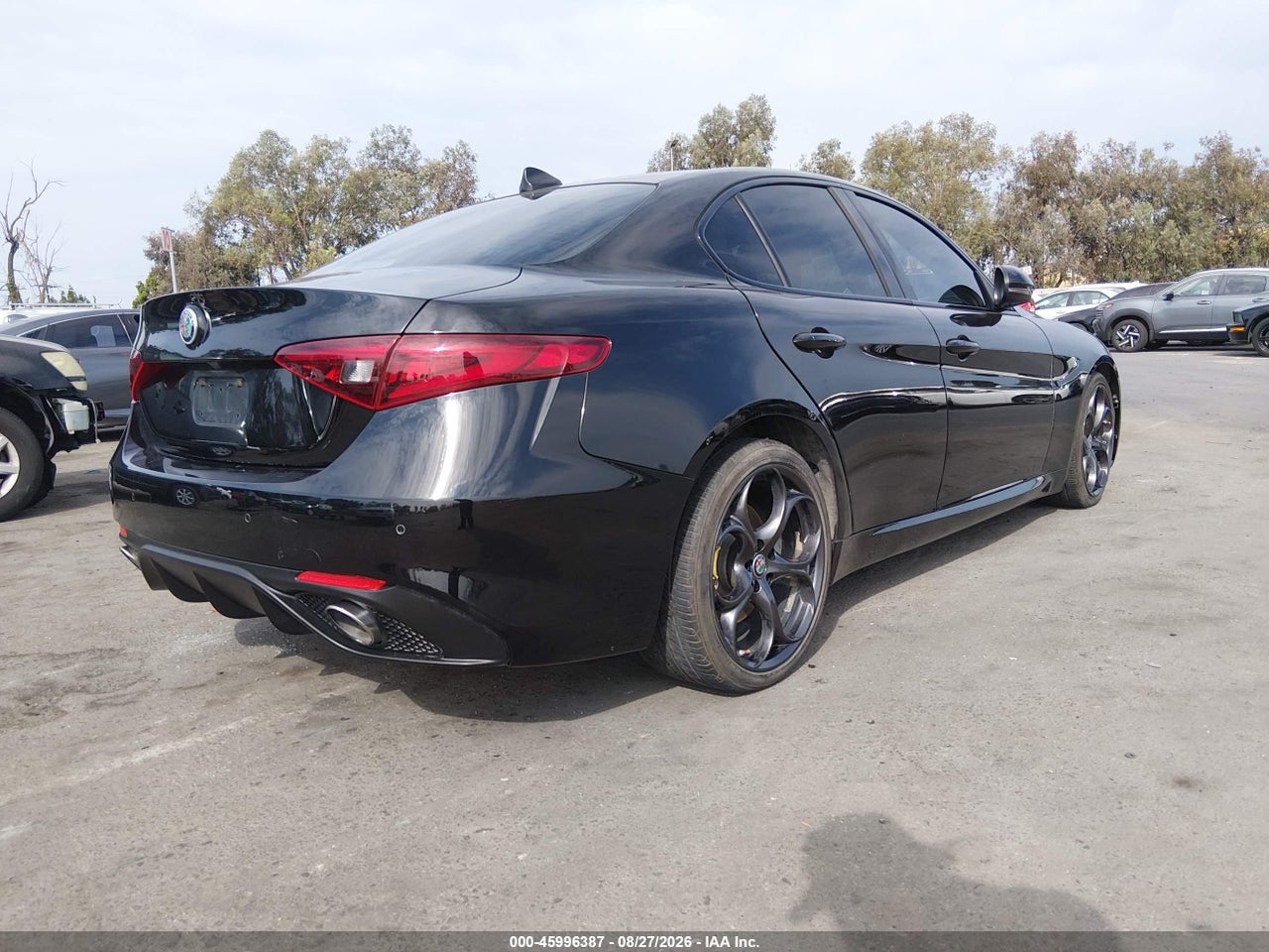 2017 ALFA ROMEO GIULIA TI RWD · 4/11