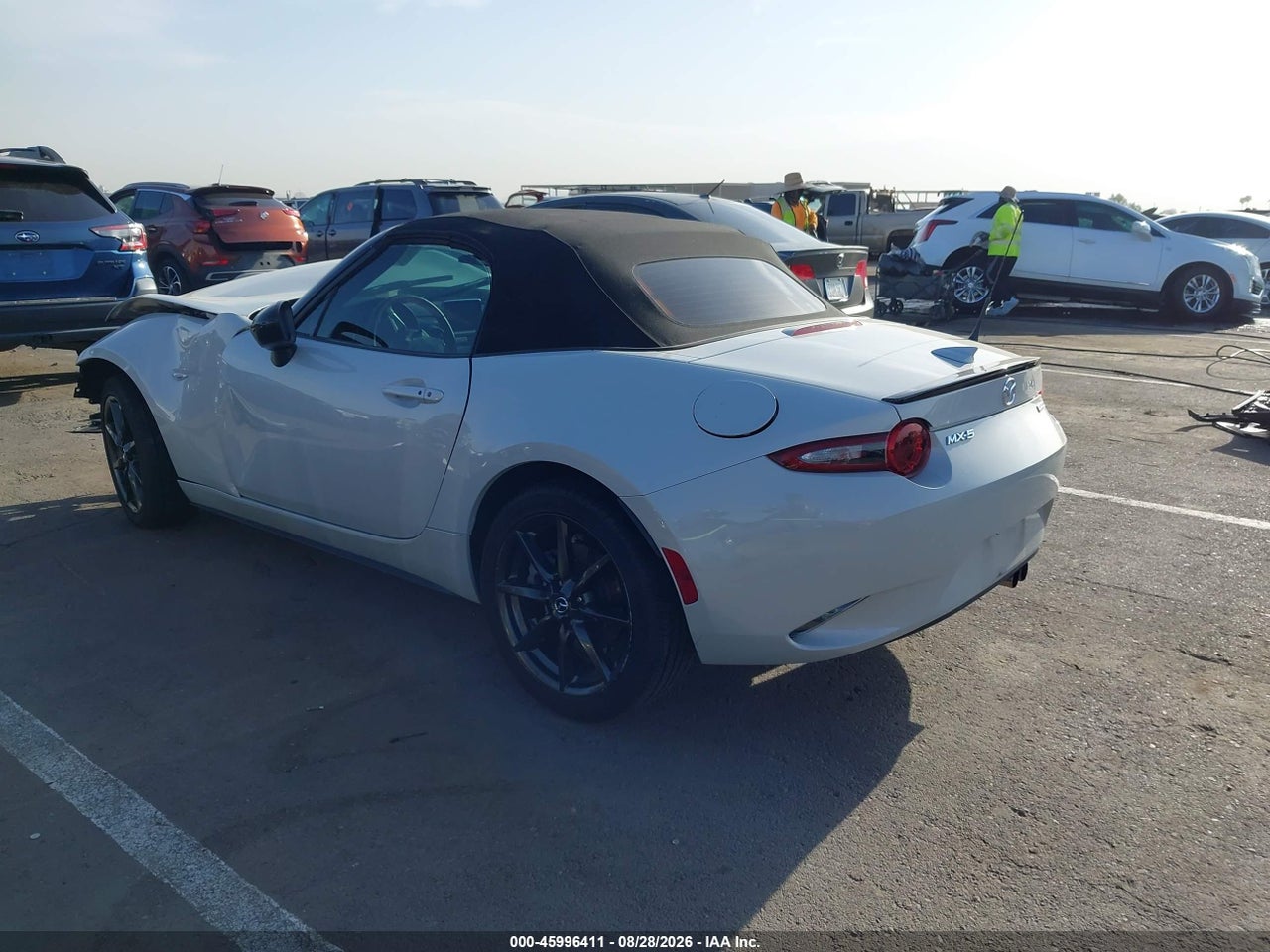 2016 MAZDA MX-5 MIATA CLUB · 3/10