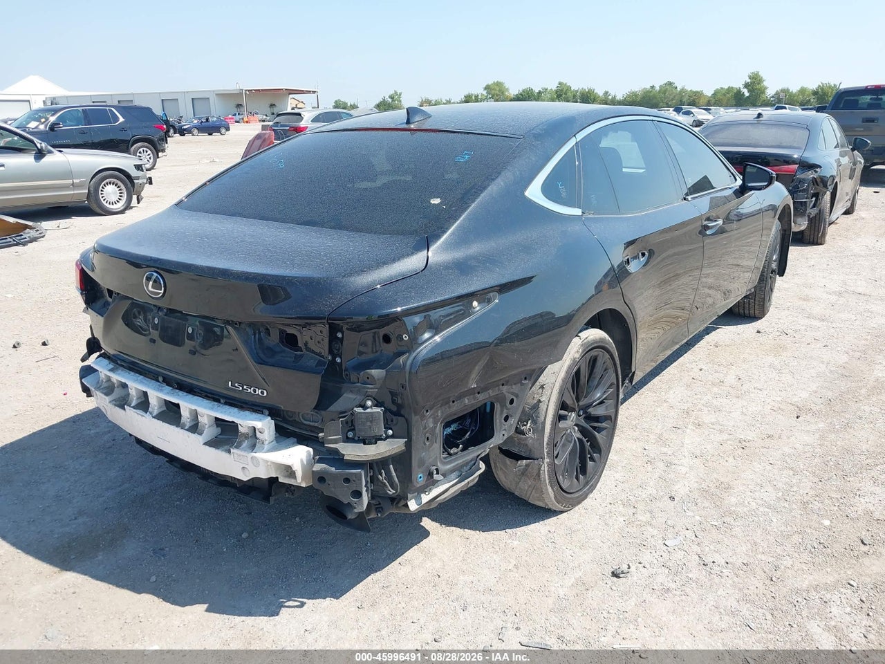 2018 LEXUS LS 500   · 4/11