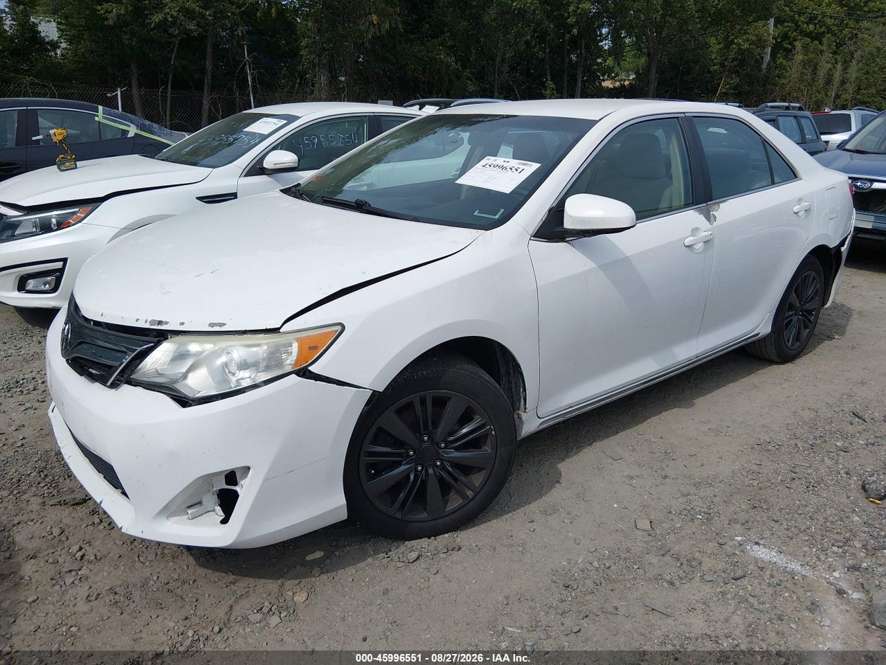 2014 TOYOTA CAMRY LE · 2/11