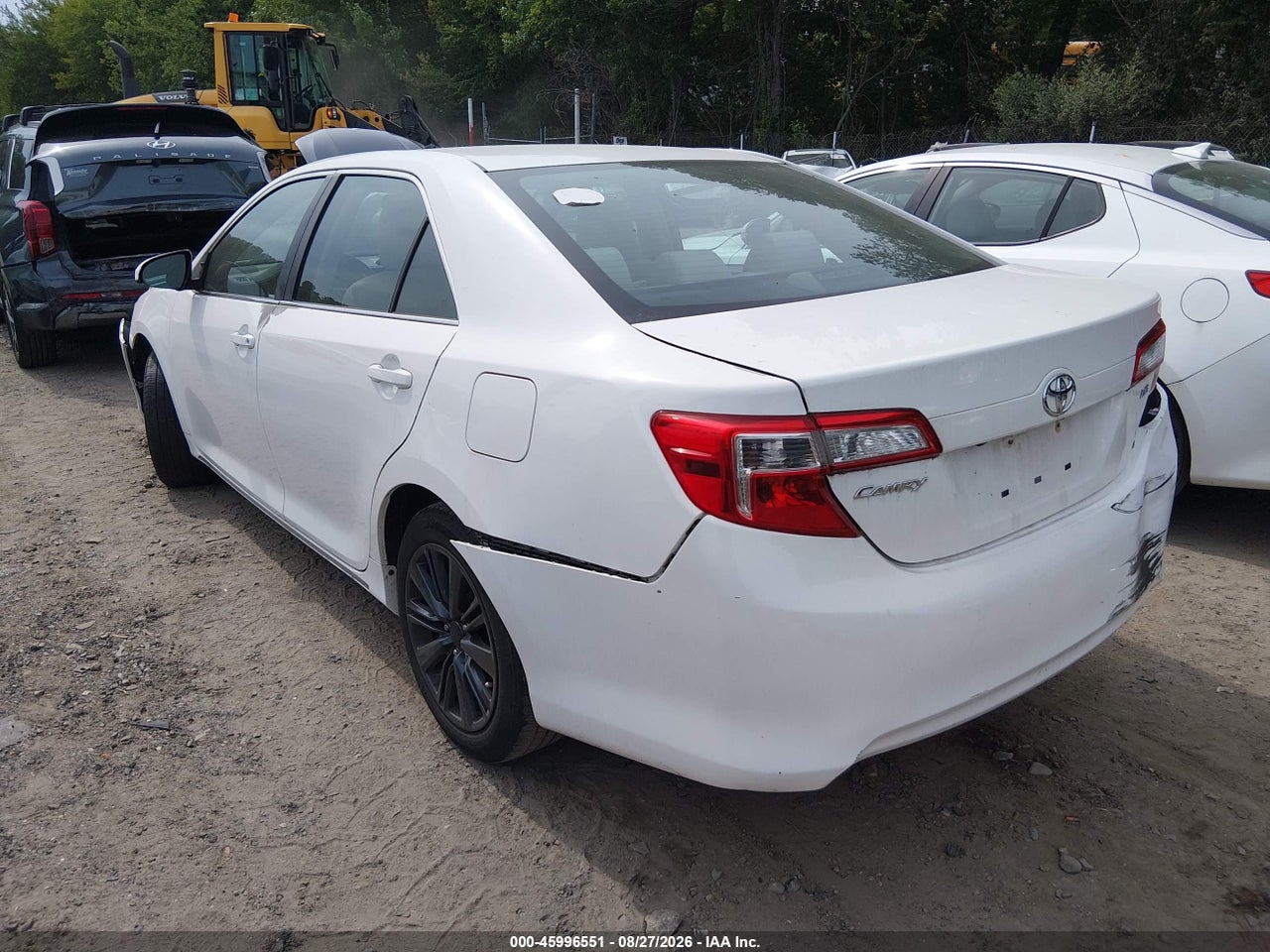2014 TOYOTA CAMRY LE · 3/11