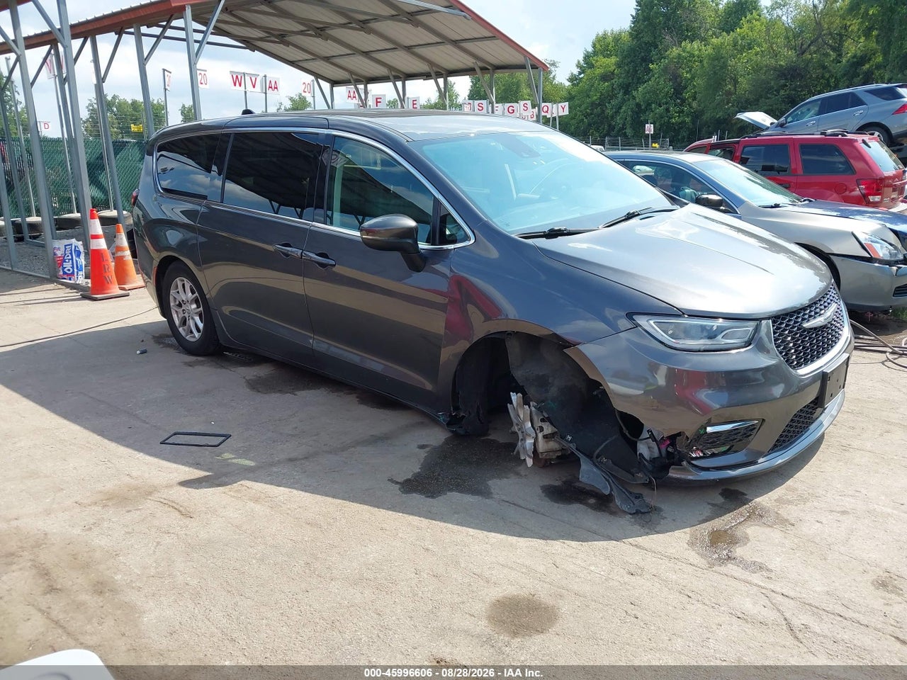 2023 CHRYSLER PACIFICA TOURING L