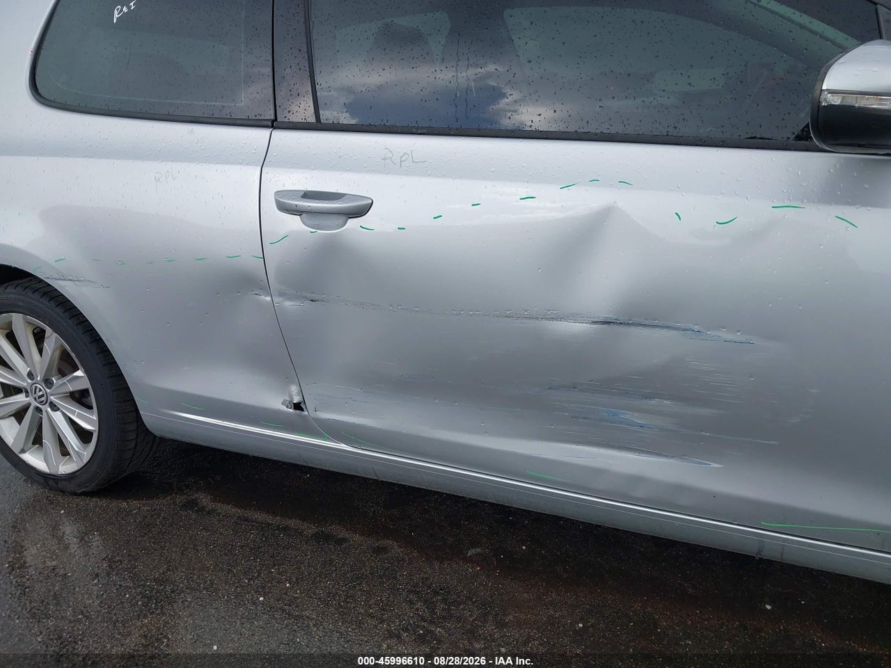 2012 VOLKSWAGEN GOLF TDI 2-DOOR · 6/11