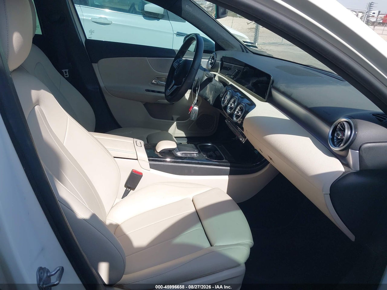 2021 MERCEDES-BENZ A 220 · 5/11