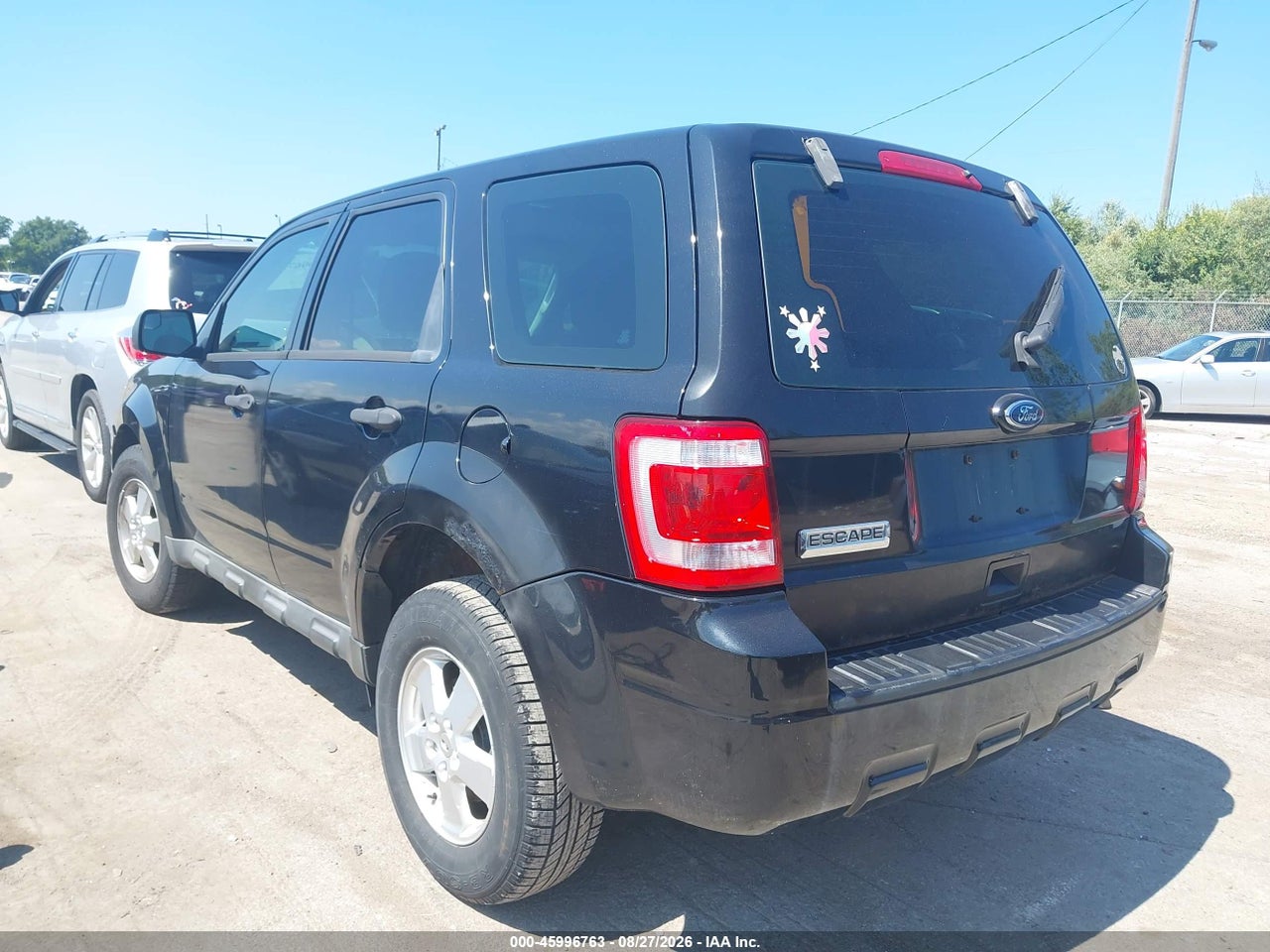 2011 FORD ESCAPE XLS · 3/11