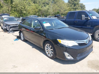 2014 TOYOTA CAMRY HYBRID XLE
