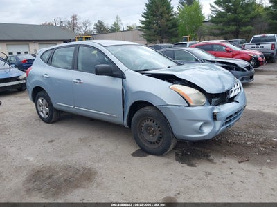JN8AS5MV8DW****** · 2013 NISSAN ROGUE S