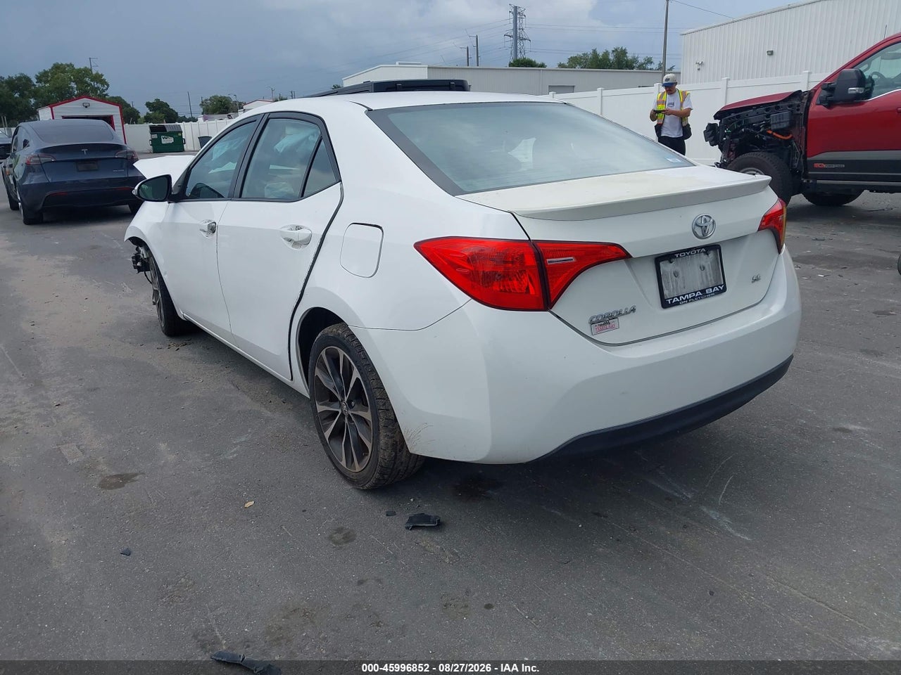 2017 TOYOTA COROLLA SE · 3/11