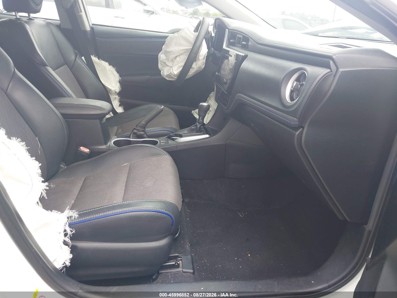 2017 TOYOTA COROLLA SE · 5/11