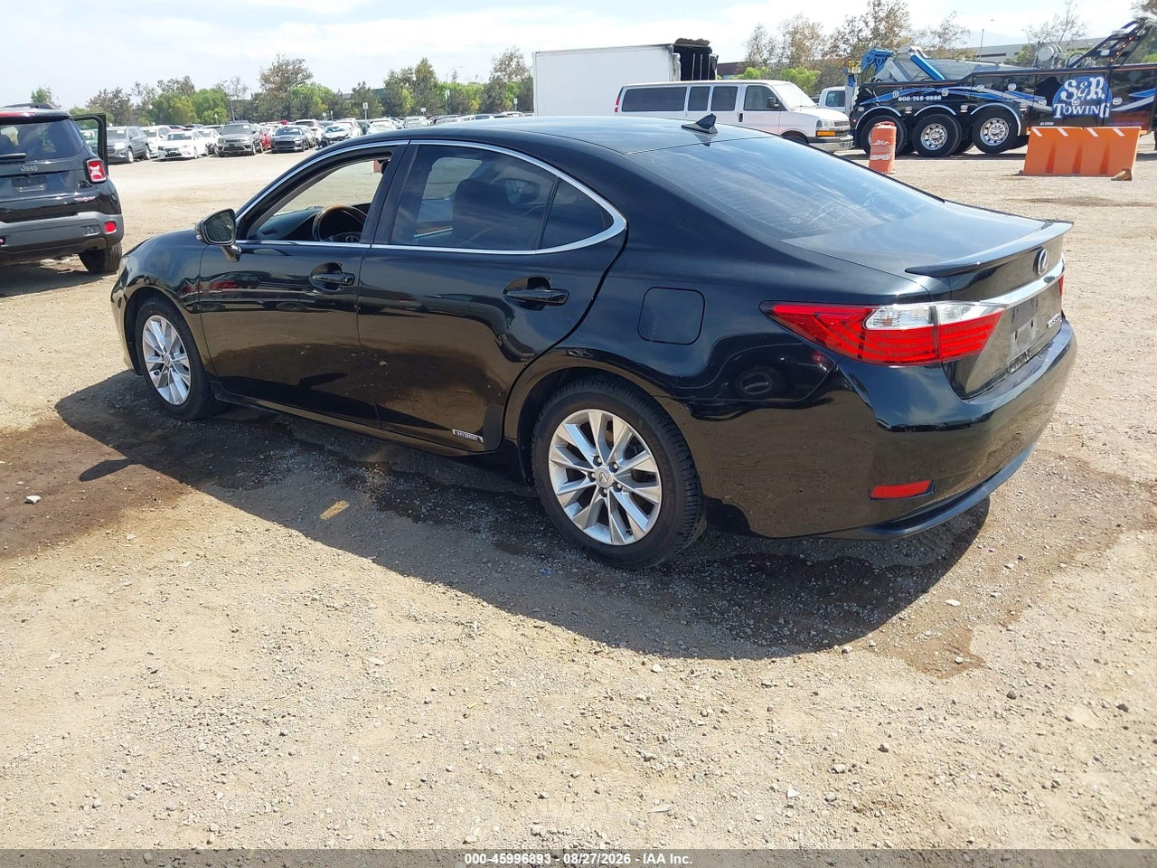 2013 LEXUS ES 300H   · 3/11