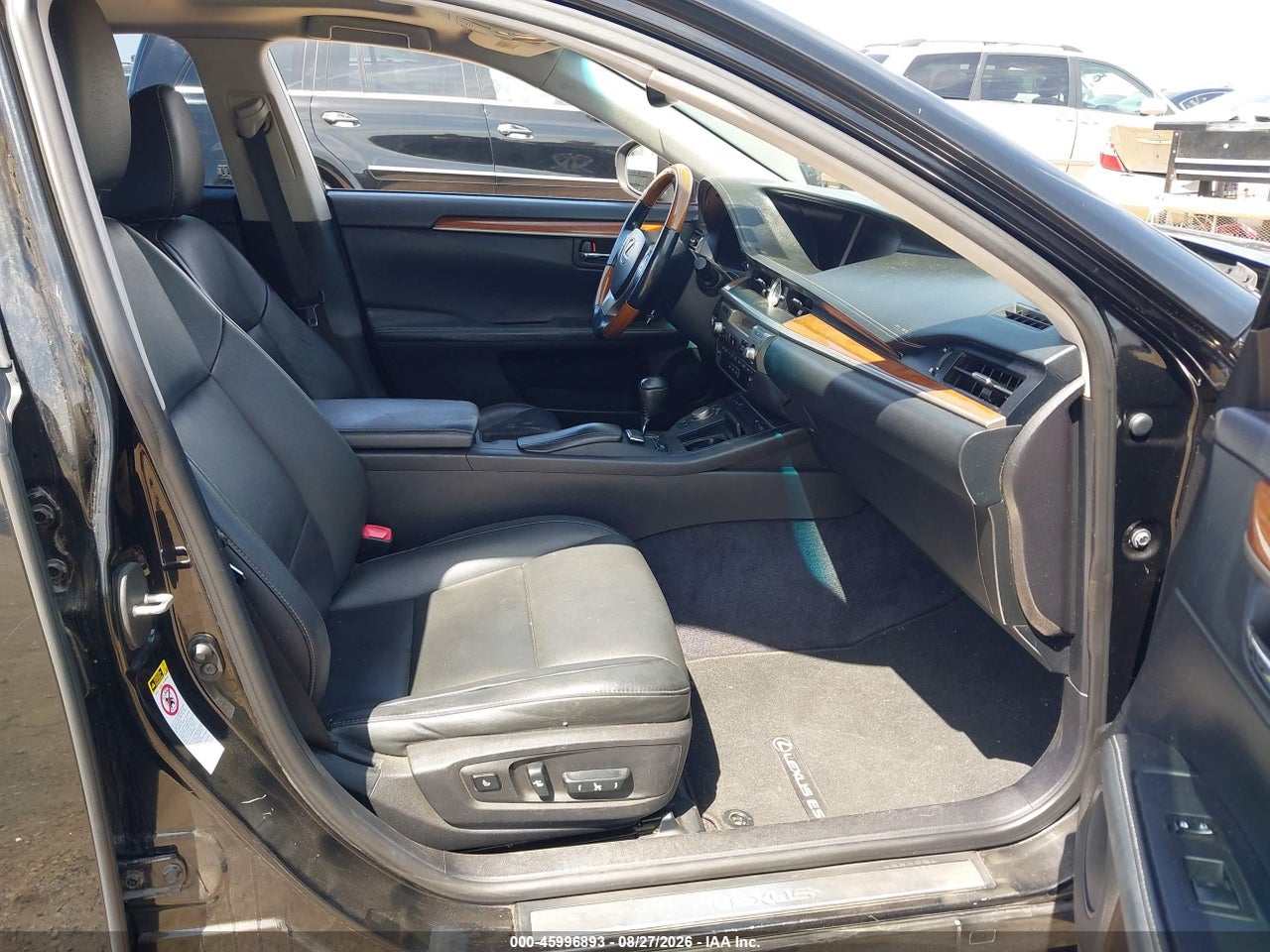 2013 LEXUS ES 300H   · 5/11