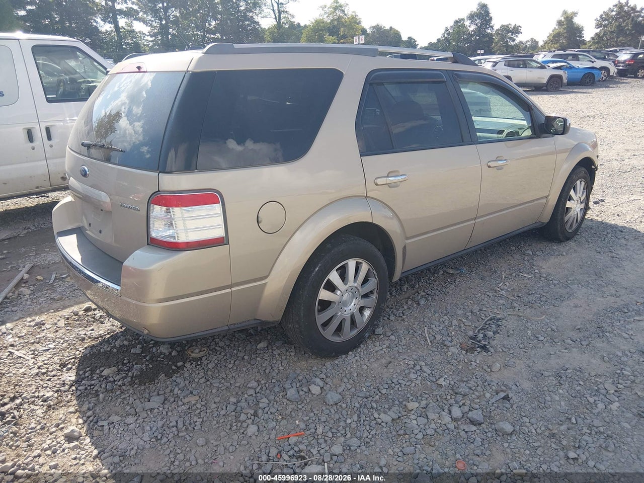 2008 FORD TAURUS X LIMITED · 4/11