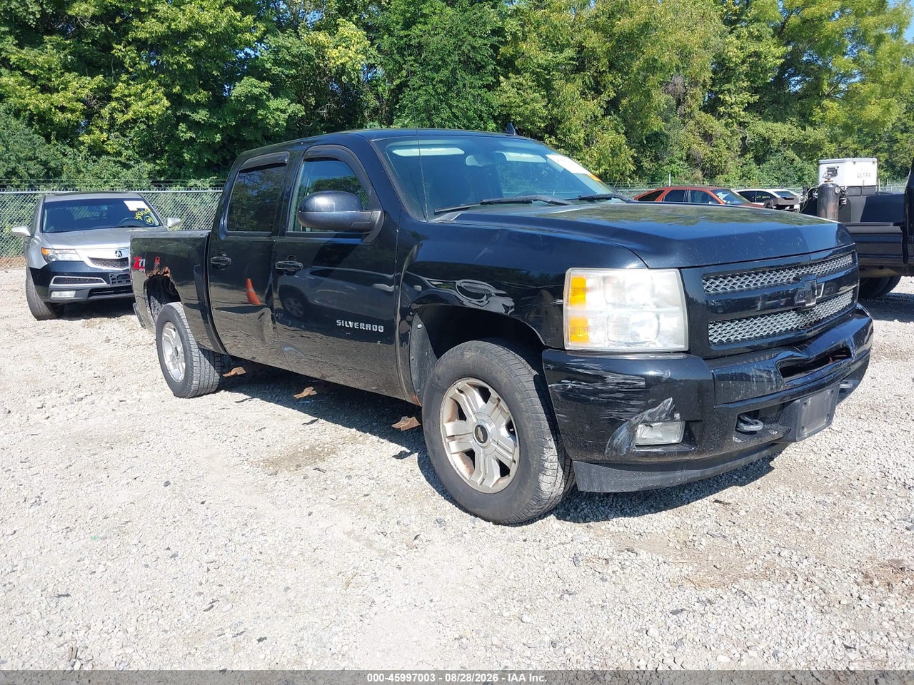 3GCPKSE30BG****** · 2011 CHEVROLET SILVERADO 1500 LT