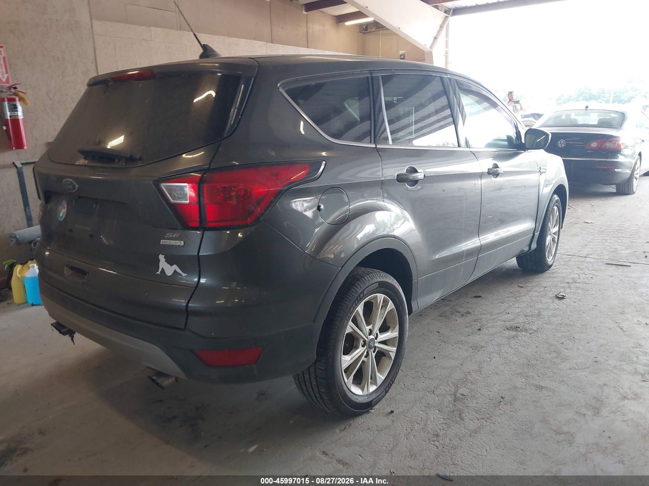 2019 FORD ESCAPE SE · 4/11