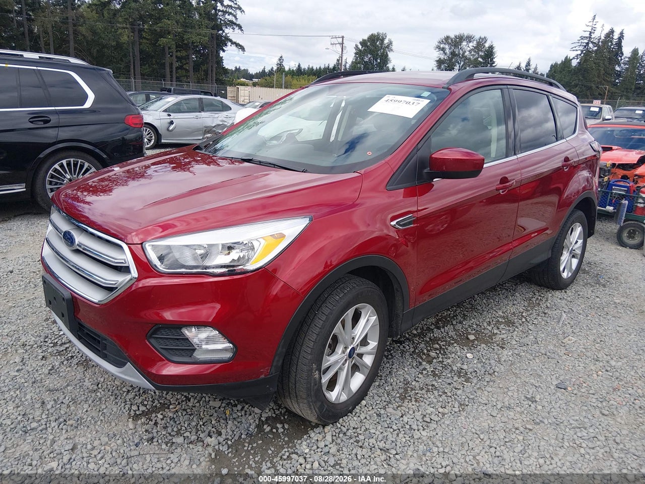 2018 FORD ESCAPE SE · 2/11