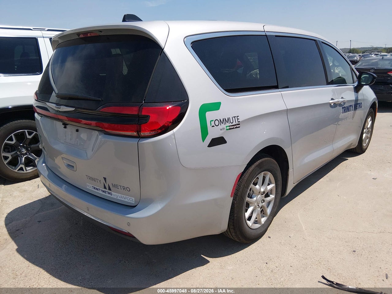 2026 CHRYSLER PACIFICA SELECT · 4/11