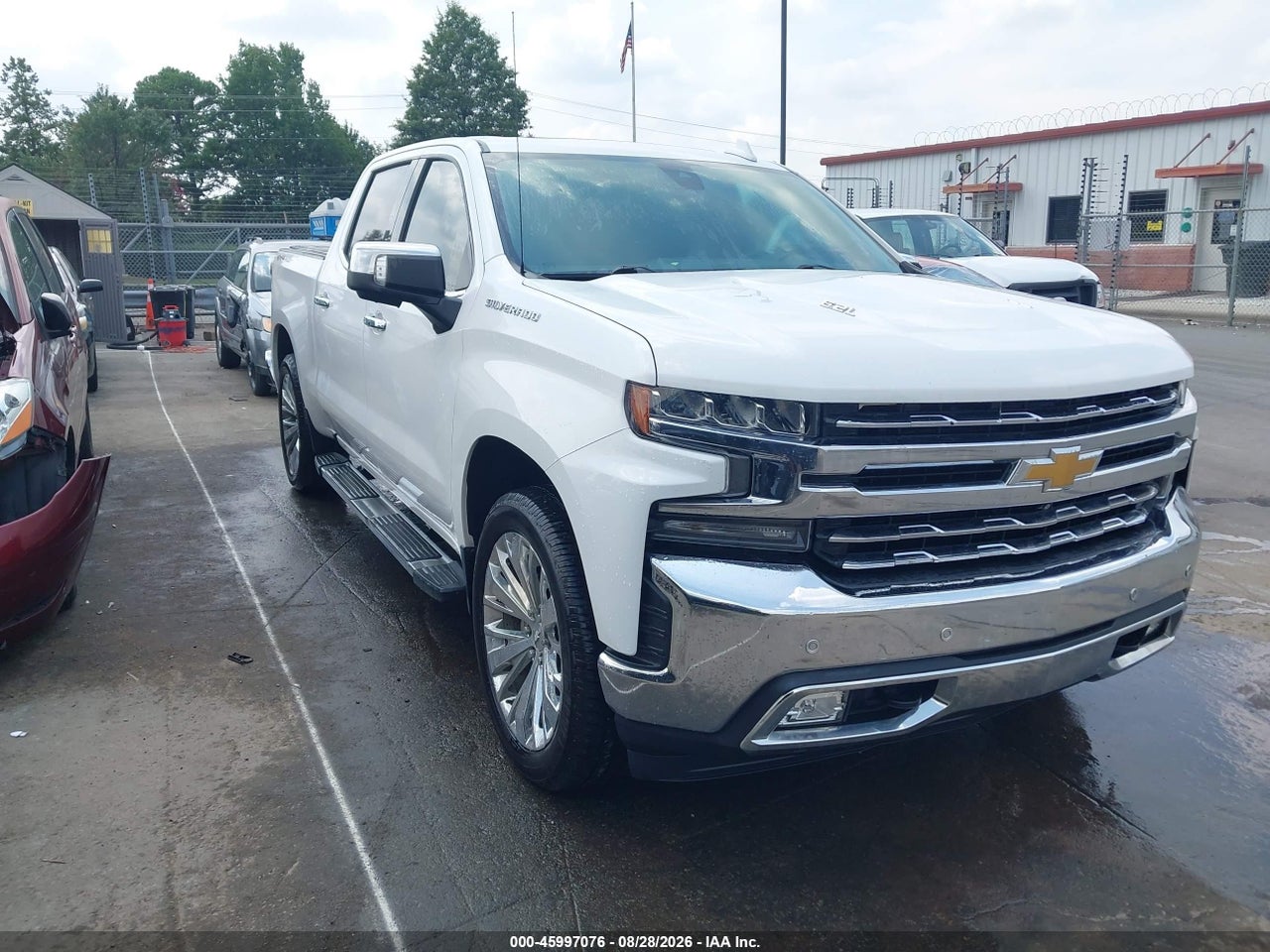 2021 CHEVROLET SILVERADO 1500 4WD  SHORT BED LTZ