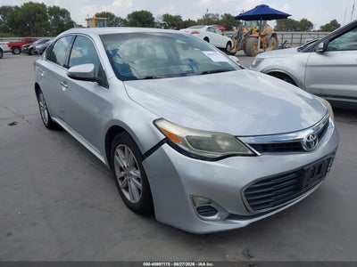 2013 TOYOTA AVALON XLE