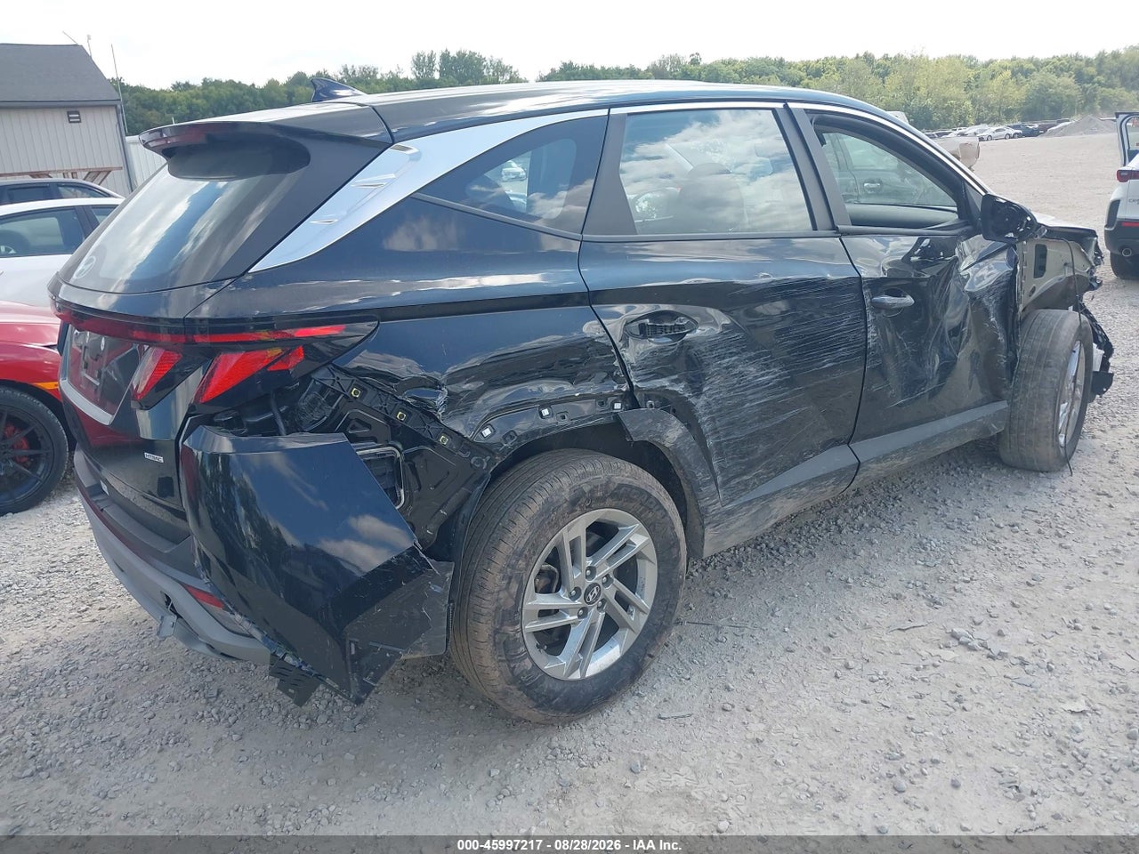 2025 HYUNDAI TUCSON SE · 4/11