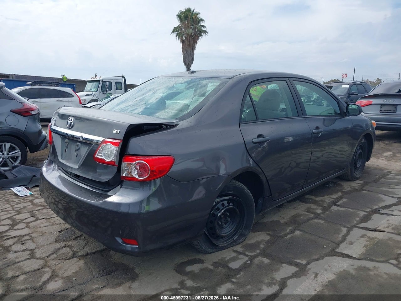 2011 TOYOTA COROLLA LE · 4/11