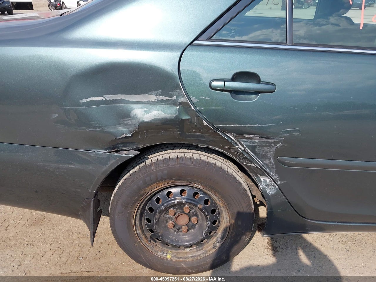 2005 TOYOTA CAMRY LE · 6/11